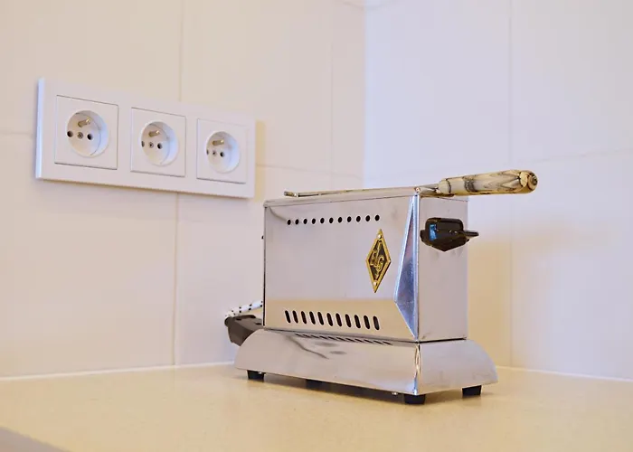 Daire 1965 By Renters *